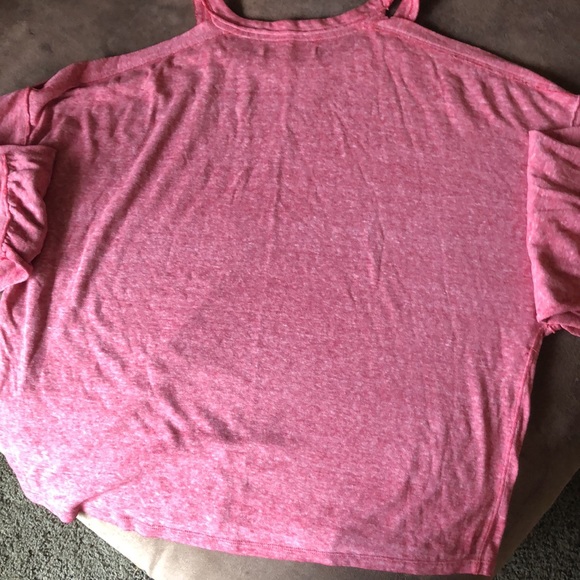 We The Free super cute cutout shoulder top - Picture 11 of 11